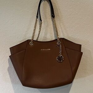 Michael Kors Jet Set Travel Large Chain Shoulder Tote